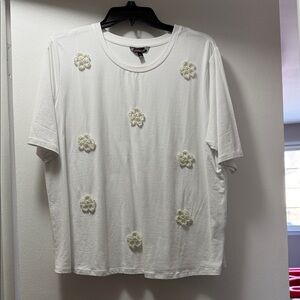 Elegant White Floral Tee